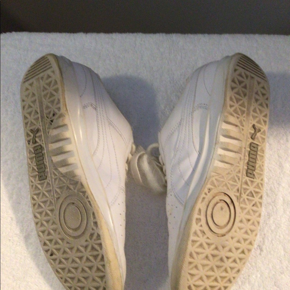 Leather Pumas